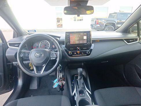 Used 2021 Toyota Corolla SE image 19