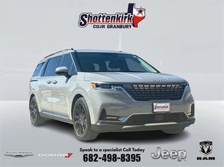 Used 2023 Kia Carnival SX Prestige video 1