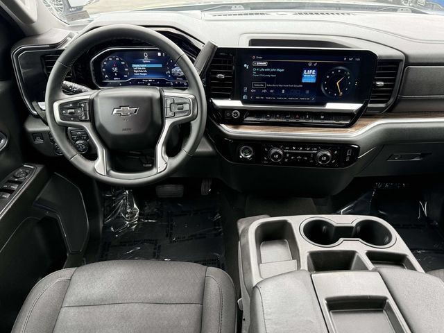 Certified 2023 Chevrolet Silverado 1500 RST AWD/4WD image 14