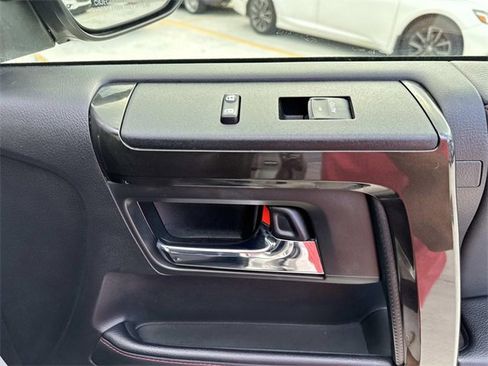 Used 2024 Toyota 4Runner TRD Off-Road Premium image 14