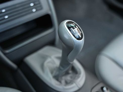 Used 2004 Porsche Boxster image 20