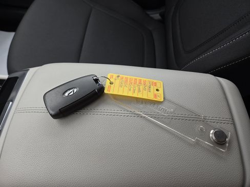 Certified 2023 Hyundai Tucson SE image 27