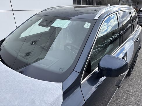 New 2026 Volvo XC90 T8 Ultra image 3