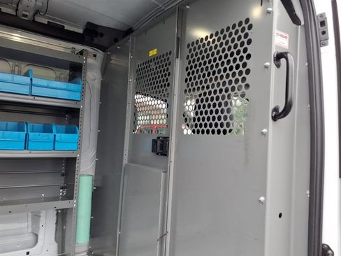 Used 2020 Ford Transit 250 Medium Roof AWD image 26