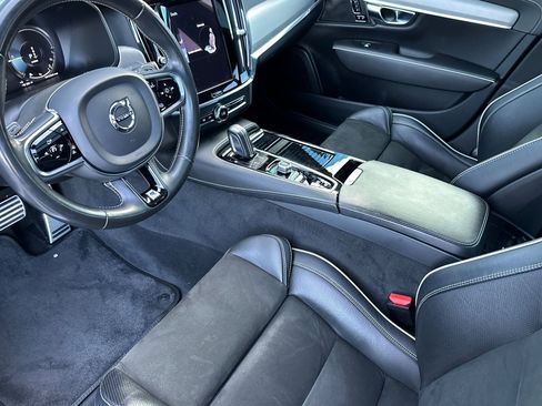Used 2020 Volvo S90 T8 Inscription w/ Advanced Package image 9