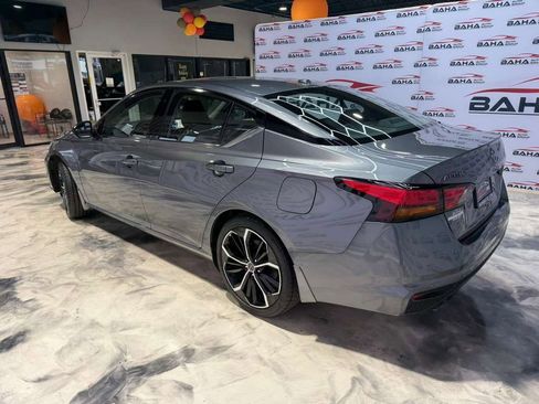 Used 2024 Nissan Altima 2.5 SR w/ SR Premium Package image 9