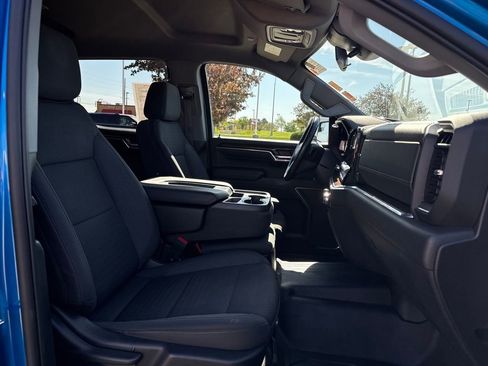 Certified 2023 GMC Sierra 1500 Elevation w/ LPO, Elevation Black Package AWD/4WD image 38