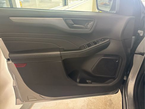 Certified 2024 Ford Escape Active AWD/4WD image 24