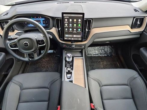 Used 2026 Volvo XC60 B5 Plus w/ Climate Package AWD/4WD image 17