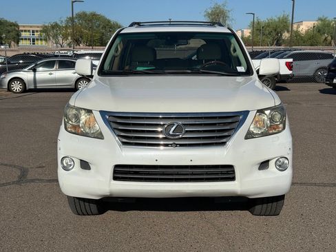 Used 2011 Lexus LX 570 4WD w/ Luxury Pkg image 2