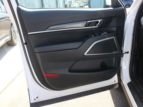 Used 2024 Kia Telluride S w/ S Sunroof Package AWD/4WD image 21