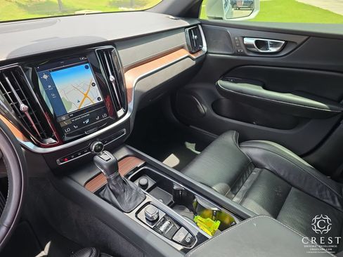 Used 2020 Volvo S60 T5 Inscription FWD image 19