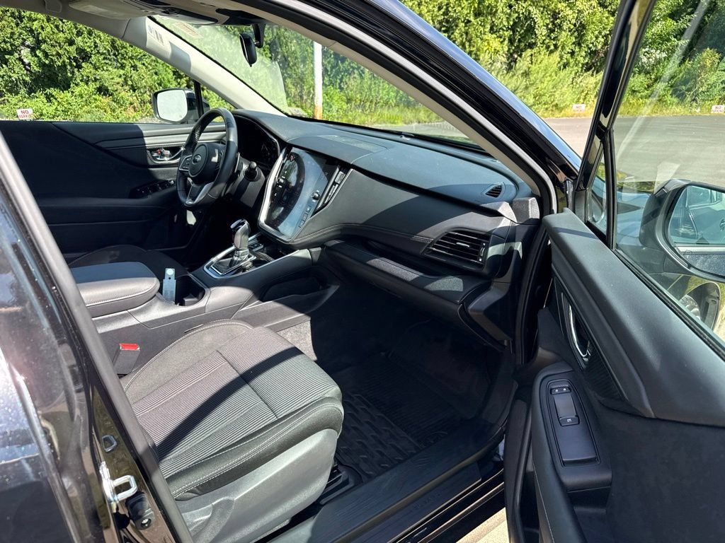 Certified 2025 Subaru Legacy Premium AWD/4WD image 18