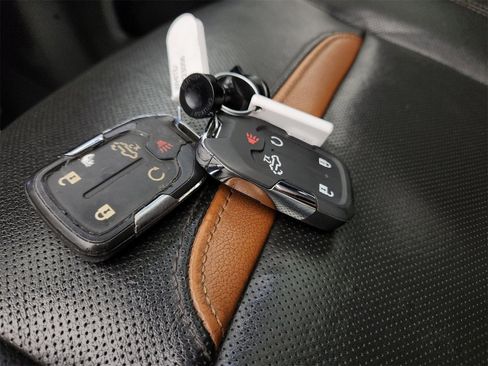 Used 2020 GMC Sierra 3500 AT4 image 44