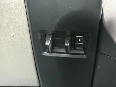 Used 2018 Ford F150 XL w/ Equipment Group 101A Mid RWD image 17
