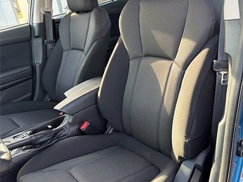 Used 2019 Subaru Impreza 2.0i Premium w/ Eyesight & BSD/Rcta & SRF image 8