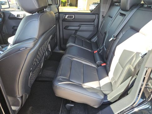 New 2025 Ford Bronco Badlands image 14