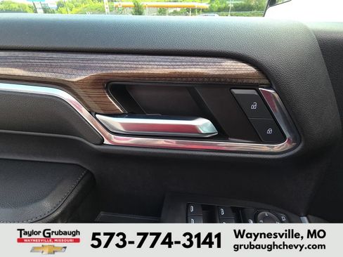 Used 2024 Chevrolet Silverado 1500 RST w/ Z71 Off-Road Package AWD/4WD image 14