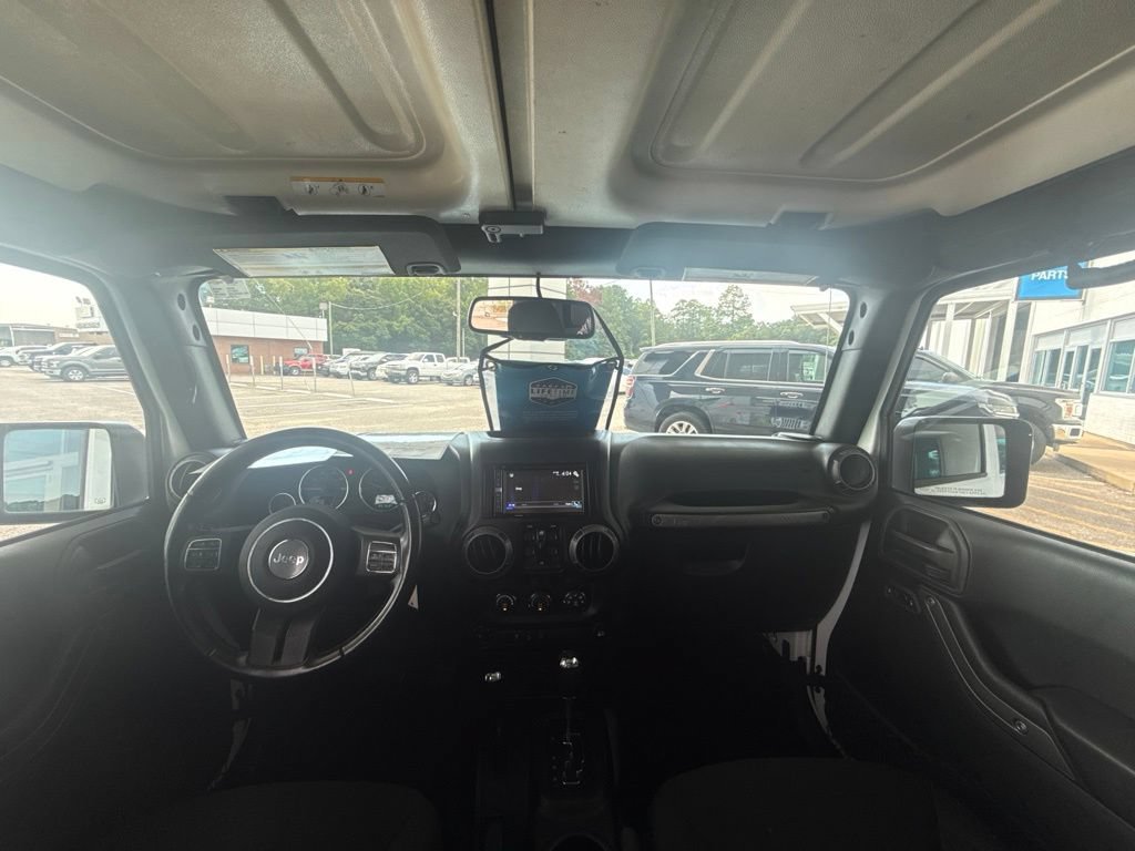 Used 2018 Jeep Wrangler Unlimited Sport S AWD/4WD image 18