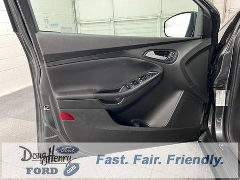 Used 2017 Ford Focus SE image 20
