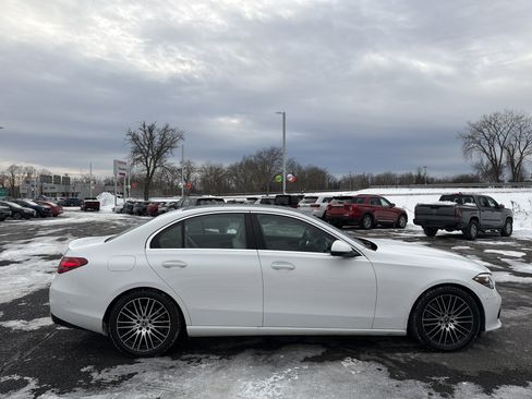 Used 2022 Mercedes-Benz C 300 4MATIC Sedan w/ Pinnacle Trim Package image 4