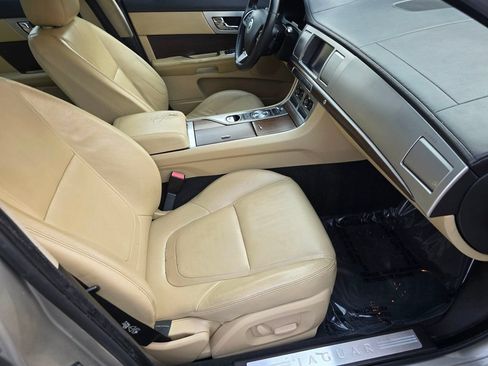 Used 2012 Jaguar XF RWD image 16