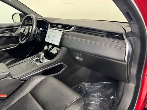 Used 2021 Jaguar F-PACE R-Dynamic S AWD/4WD image 33