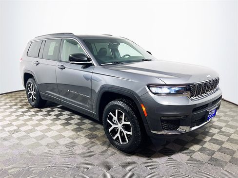 Used 2024 Jeep Grand Cherokee L Limited w/ Luxury Tech Group II image 1