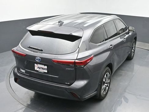 Used 2022 Toyota Highlander XLE image 34