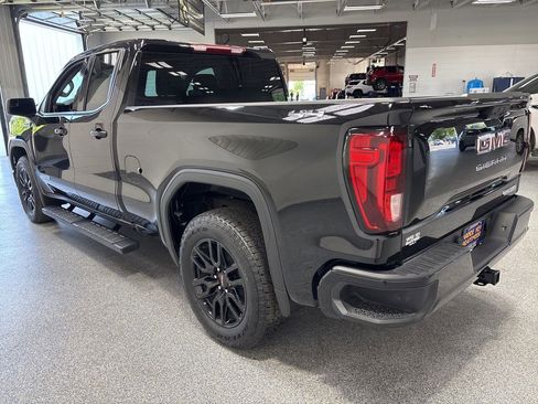 Used 2025 GMC Sierra 1500 Elevation AWD/4WD image 5