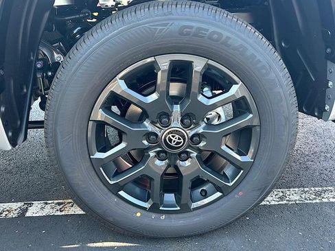 New 2026 Toyota Tundra Platinum image 25