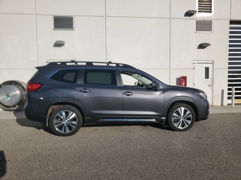 Used 2021 Subaru Ascent Limited w/ Technology Package image 7