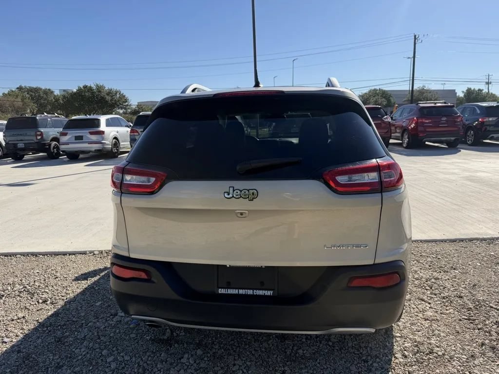 Used 2015 Jeep Cherokee Limited FWD image 7