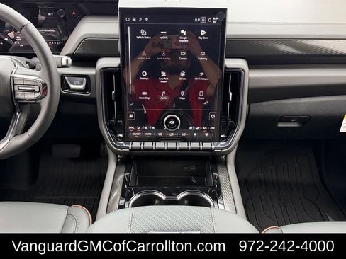 New 2026 GMC Yukon AT4 w/ AT4 Premium Package AWD/4WD image 13