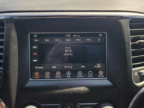 Used 2019 Jeep Grand Cherokee Laredo RWD image 33