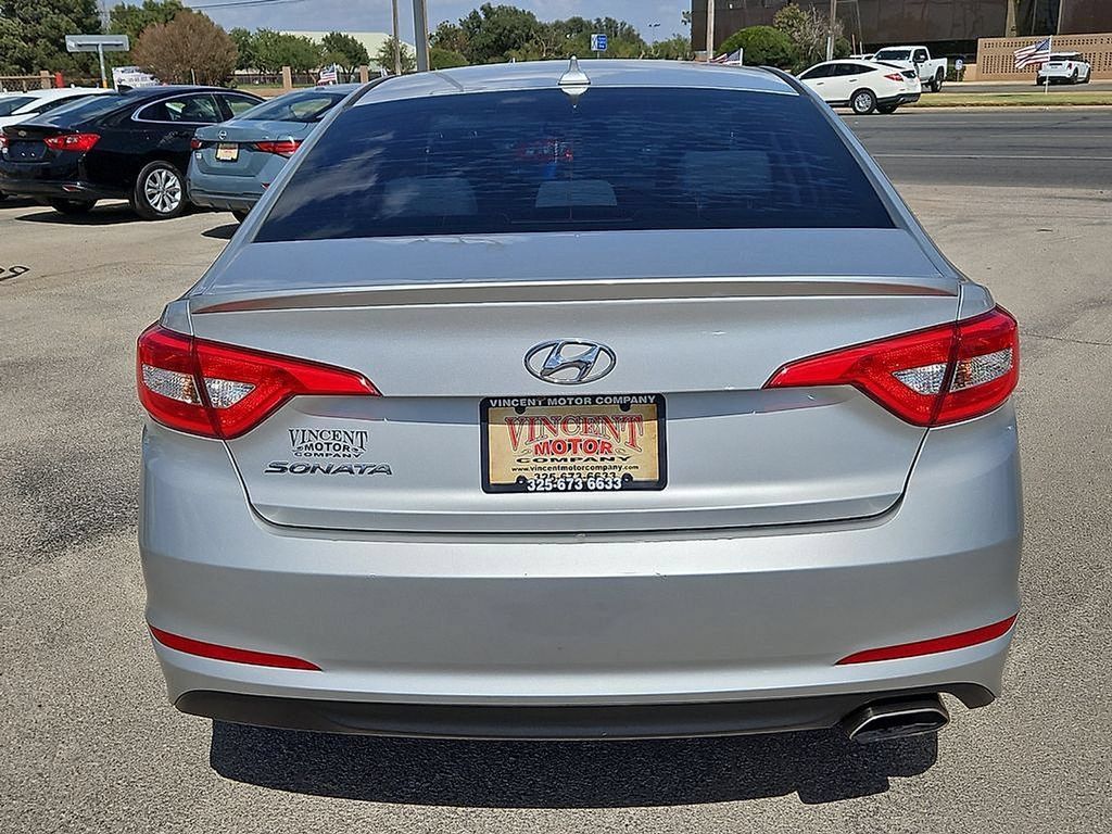 Used 2017 Hyundai Sonata SE FWD image 6