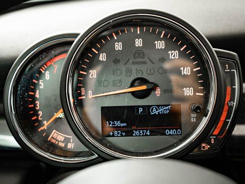 Used 2019 MINI Cooper 2-Door Hardtop FWD image 29
