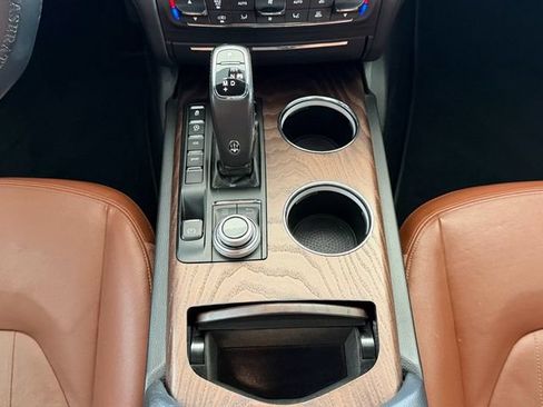 Used 2019 Maserati Ghibli S RWD image 24