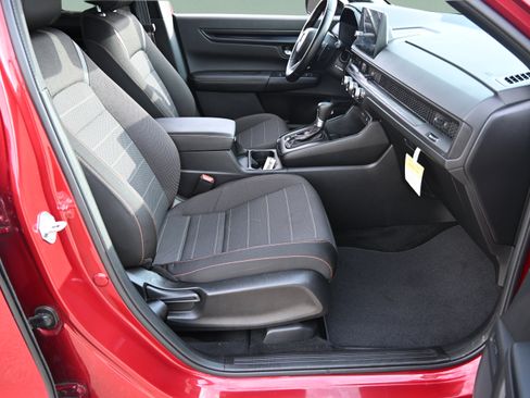 Used 2026 Honda CR-V Sport image 14