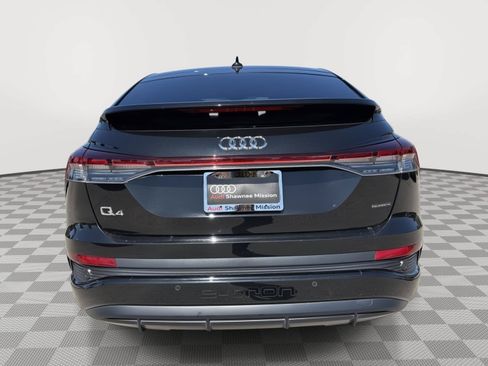 Used 2023 Audi Q4 e-tron Premium Plus w/ Premium Plus AWD/4WD image 4
