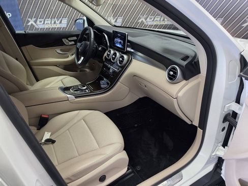 Used 2019 Mercedes-Benz GLC 300 image 15