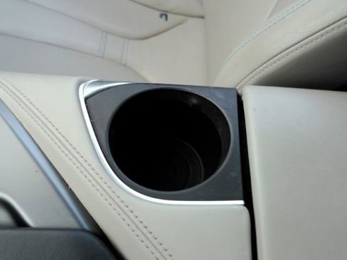 Used 2015 BMW i8 Base image 46