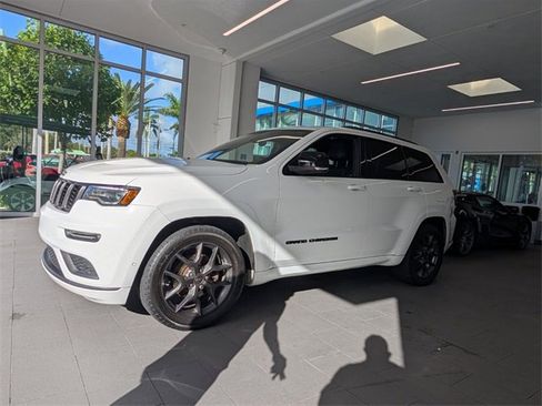 Used 2019 Jeep Grand Cherokee Limited X image 3