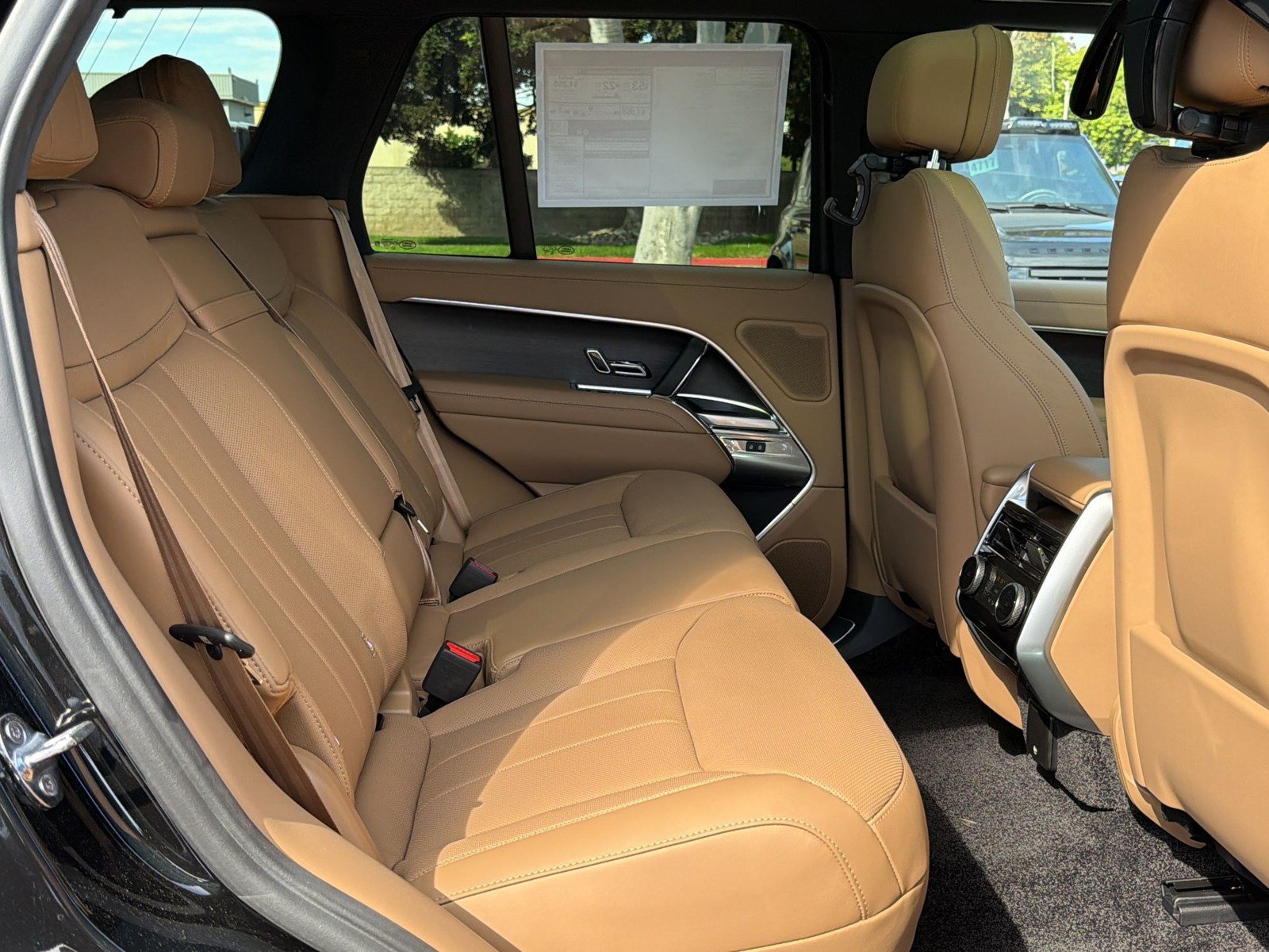 New 2026 Land Rover Range Rover SE AWD/4WD image 31