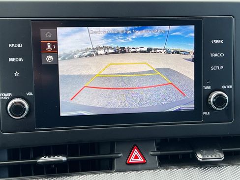 Used 2025 Kia Sportage LX image 26