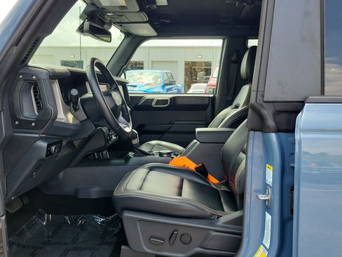 Used 2025 Ford Bronco Outer Banks AWD/4WD image 19