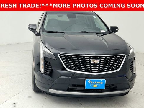 Certified 2023 Cadillac XT4 Premium Luxury w/ Cold Weather Package image 2