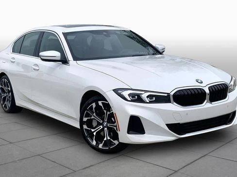 Used 2026 BMW 330i Sedan RWD image 2