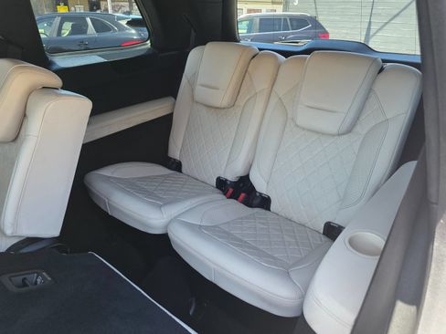 Used 2015 Mercedes-Benz GL 450 4MATIC w/ Parking Assist Package image 18