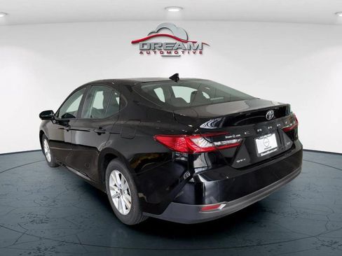 Used 2025 Toyota Camry LE FWD image 6